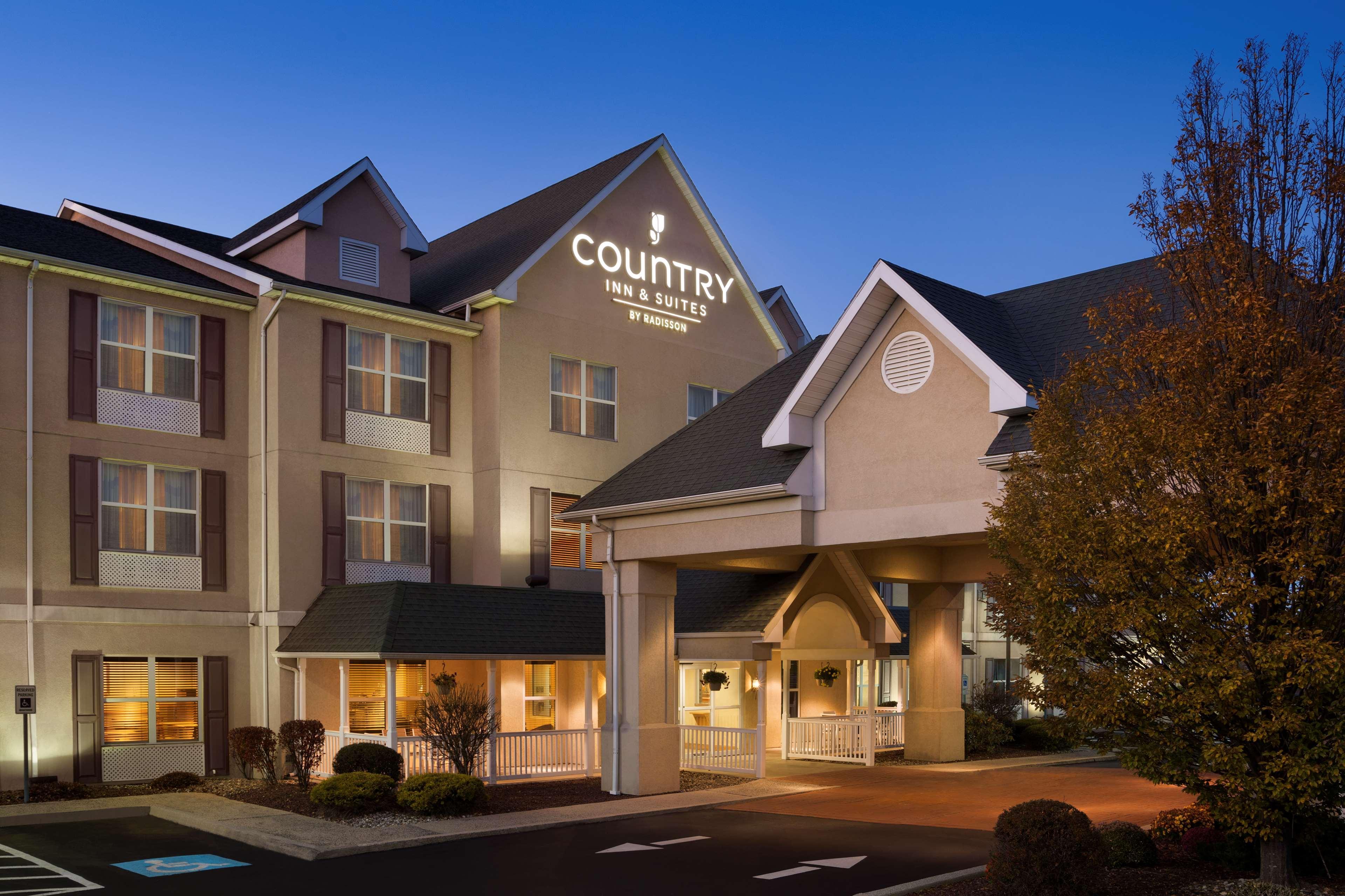 Country Inn & Suites By Radisson, Frackville Mount Pleasant Exterior photo
